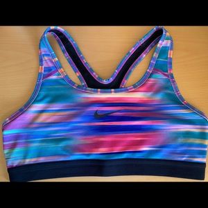 Nike Women’s Dri-Fit Sports Bra sz Medium